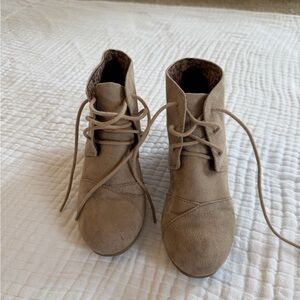 Tan Women’s Wedge Heeled Boots